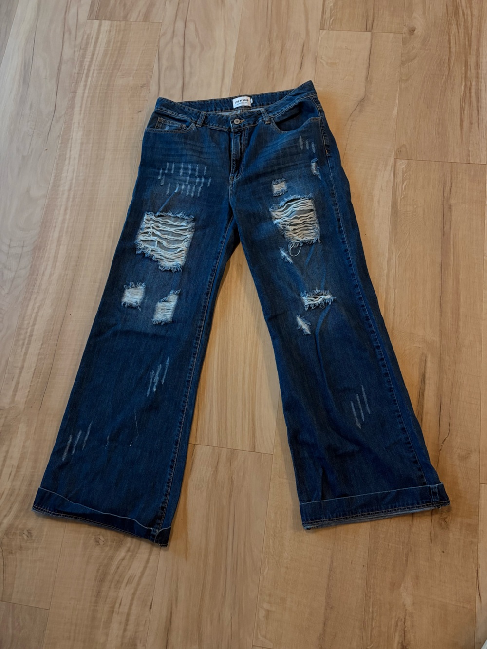 Distressed Dark Blue Wide-Leg Women's Jeans